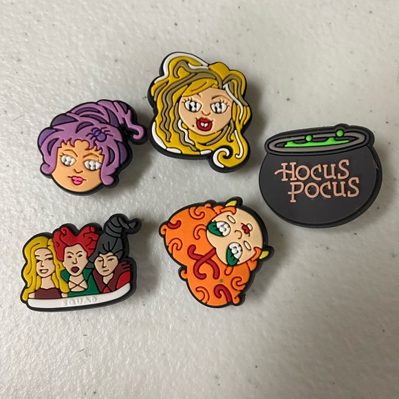 Bundle show-Croc Charms, Bracelets & Keychains - Picture 14 of 15